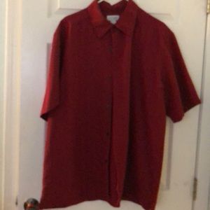 Wrinkle free short sleeve button down